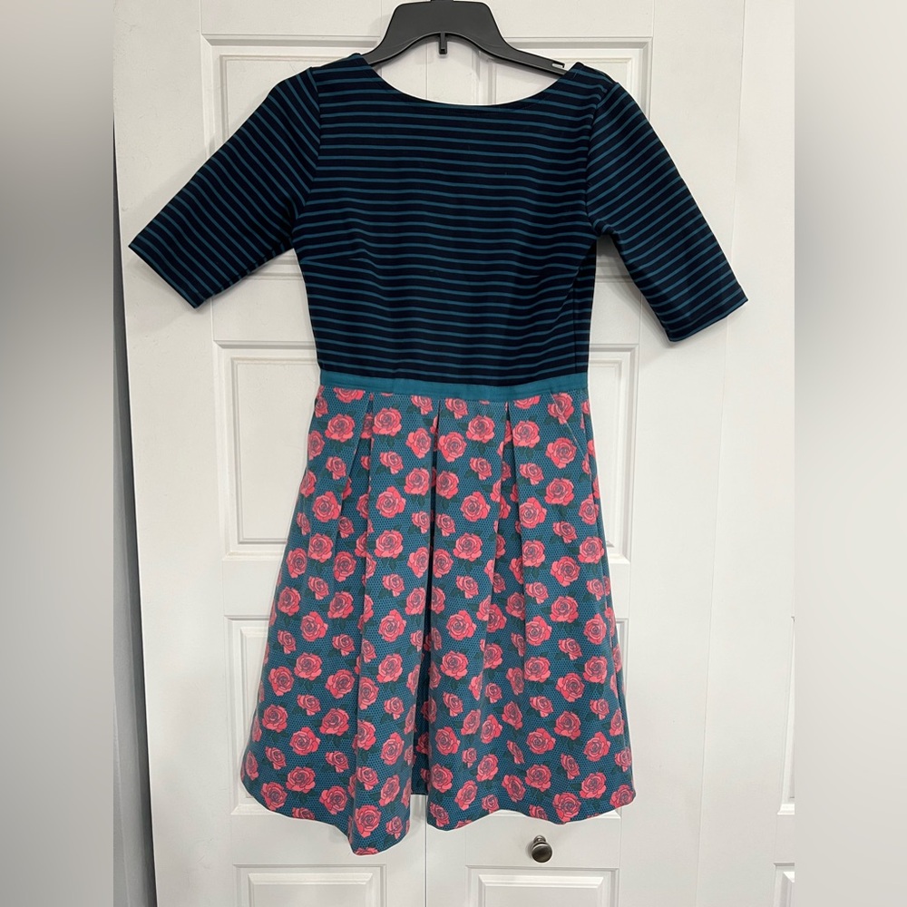 Matilda Jane Women’s Dress with Pockets Size Small